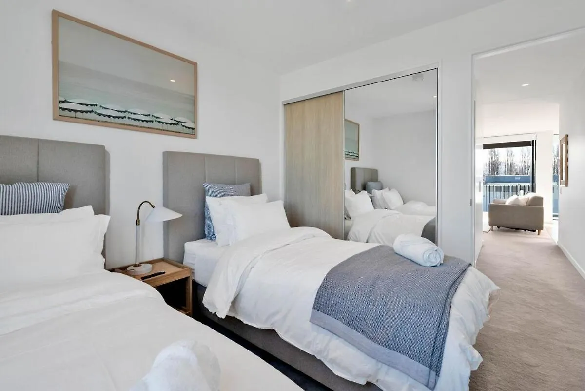 Latimer Top Floor Apartment In City Central Christchurch