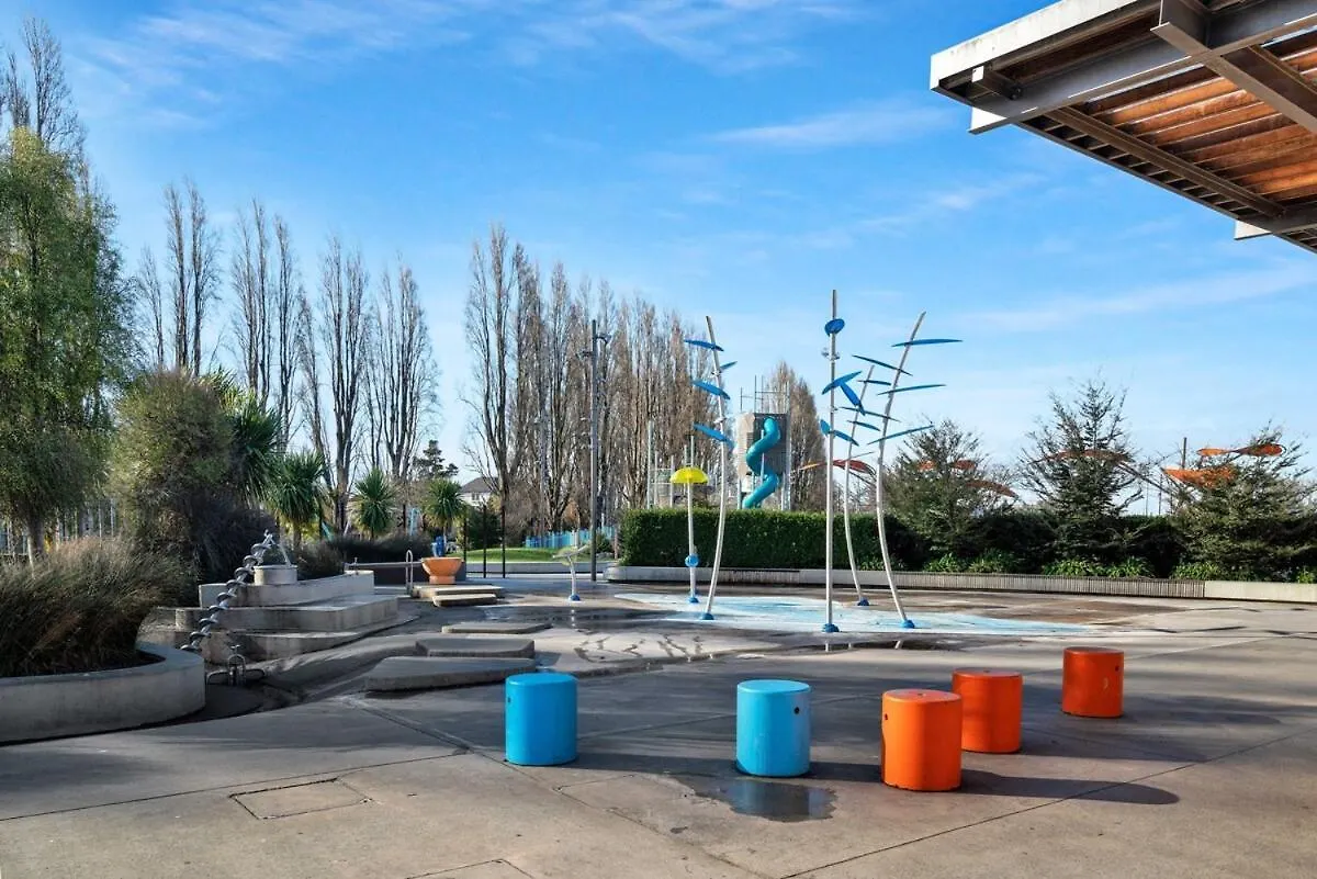 Latimer Top Floor Apartment In City Central Christchurch