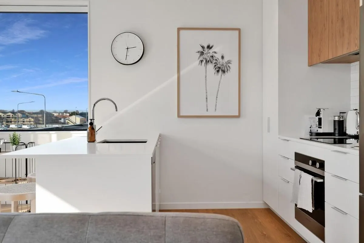 Latimer Top Floor Apartment In City Central Christchurch